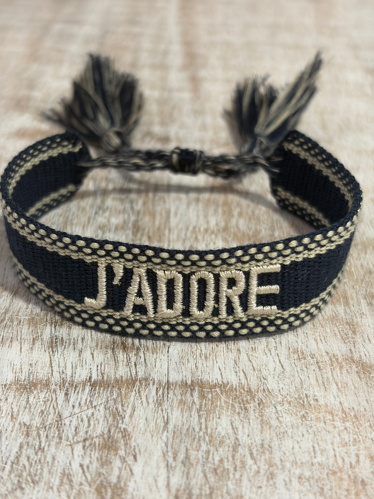 Bracelet « J’ADORE » (noir - réglable)