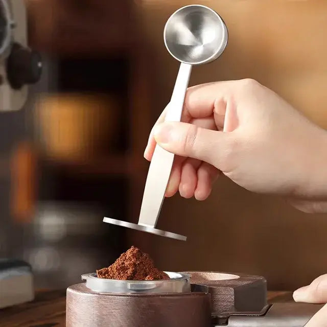 Tasseur à café et cuillère doseuse