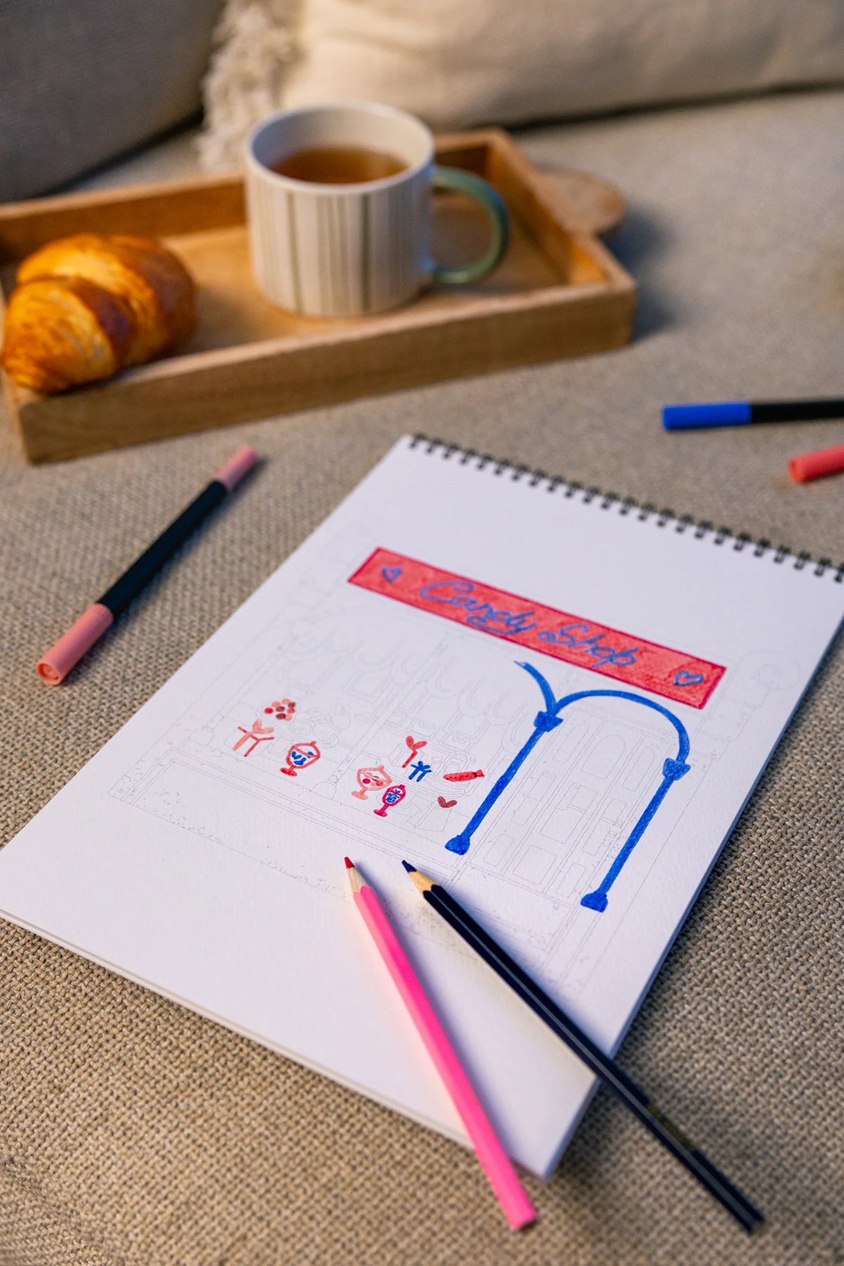 Carnet de coloriage ou de peinture « Boutiques » - A4