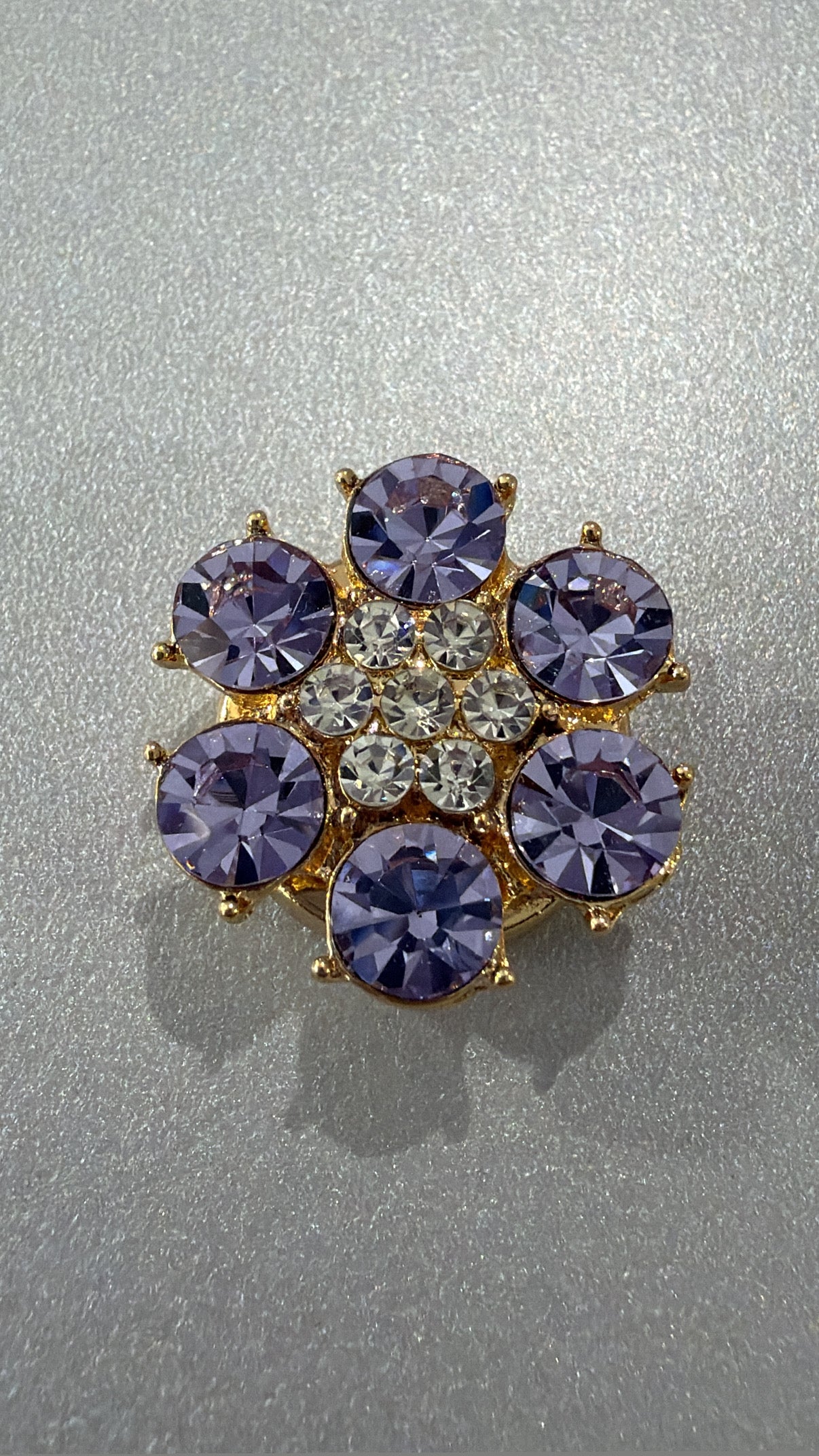 Hilde — Bijou de bouton - Floral éclat lilas