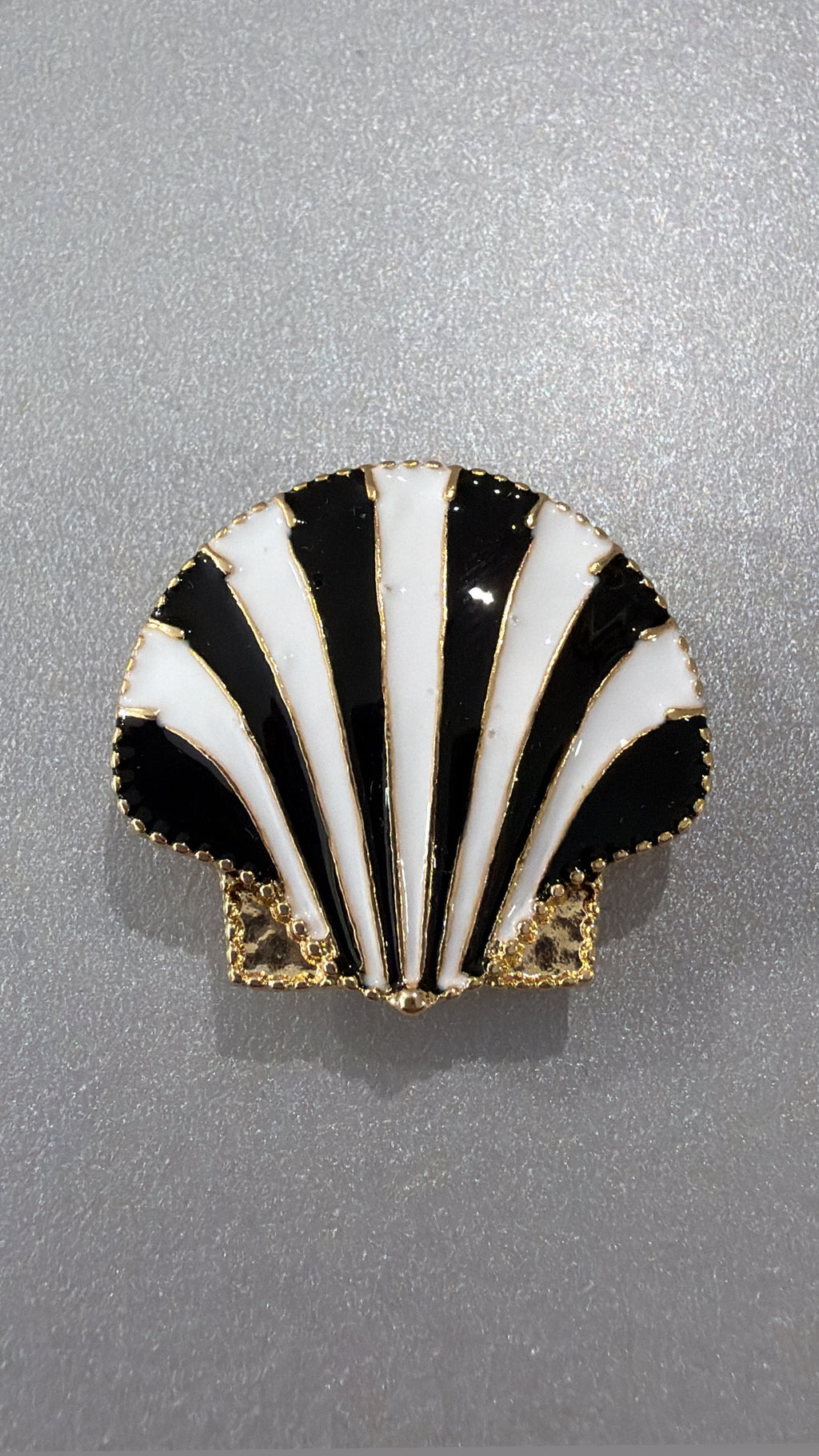 Linn - Bijou de bouton - Coquillage noir & blanc