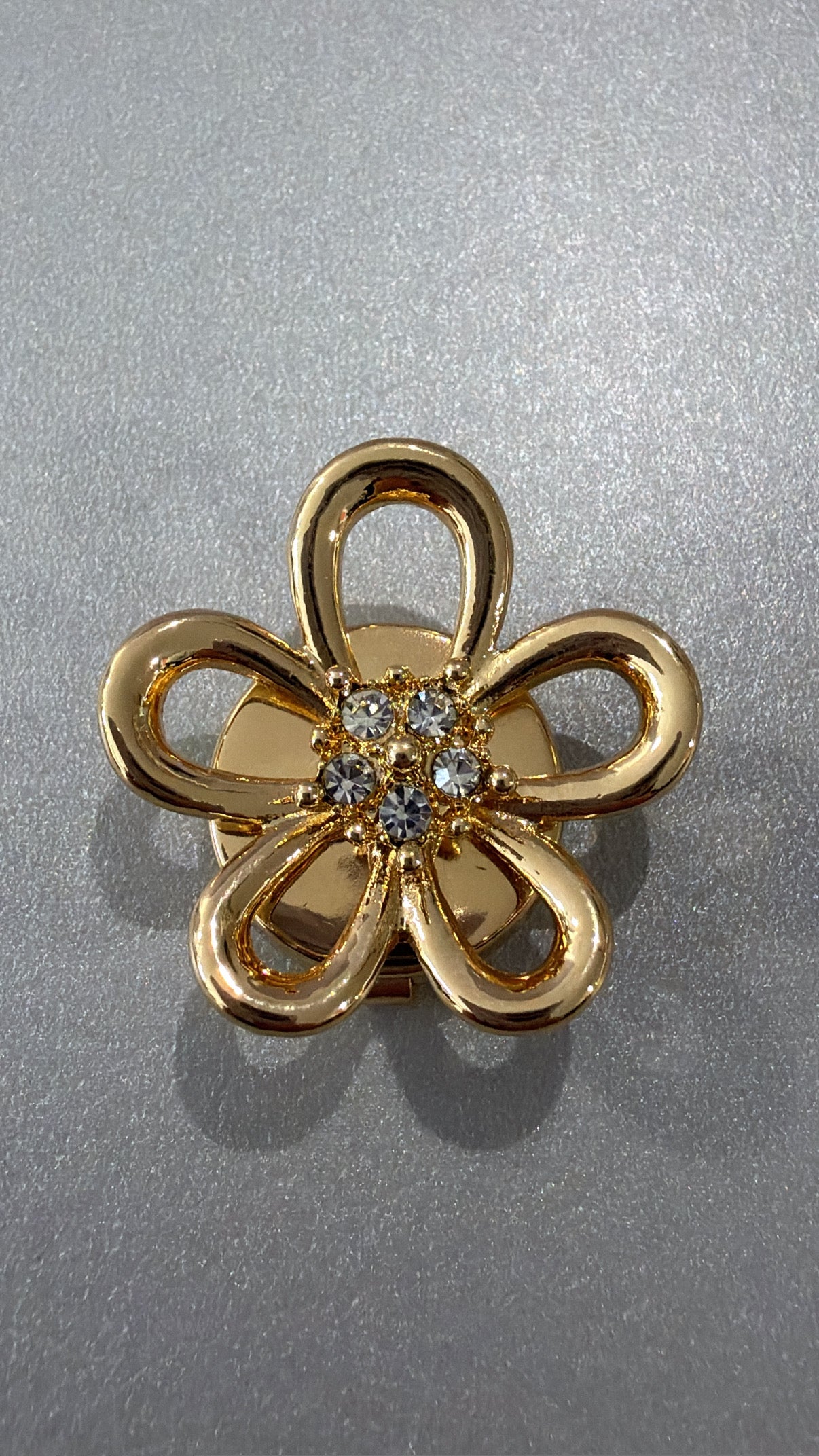 Tina - Bijou de bouton - Fleur dorée lumineuse