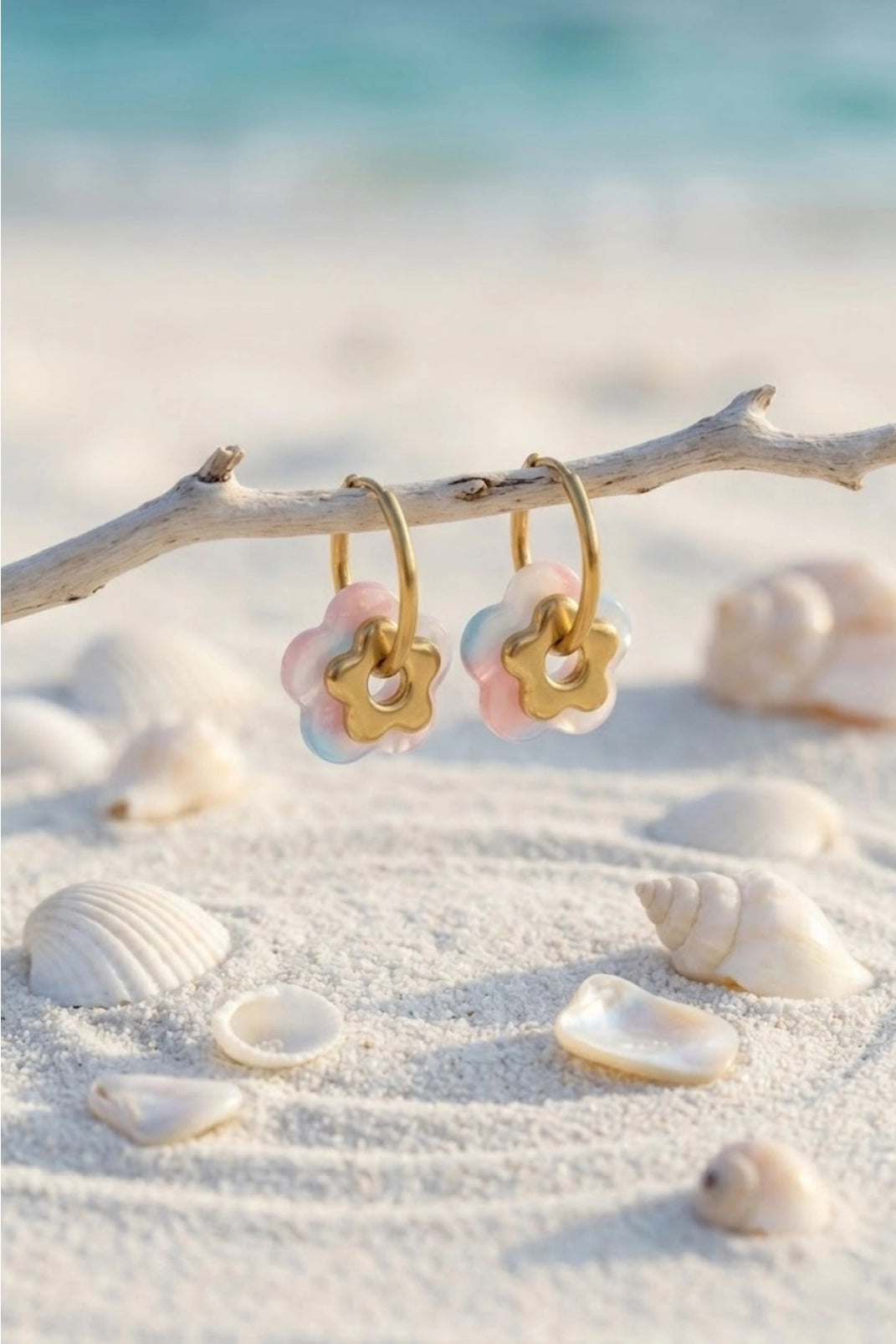 Boucles d’oreilles créoles Flower - plusieurs couleurs disponibles