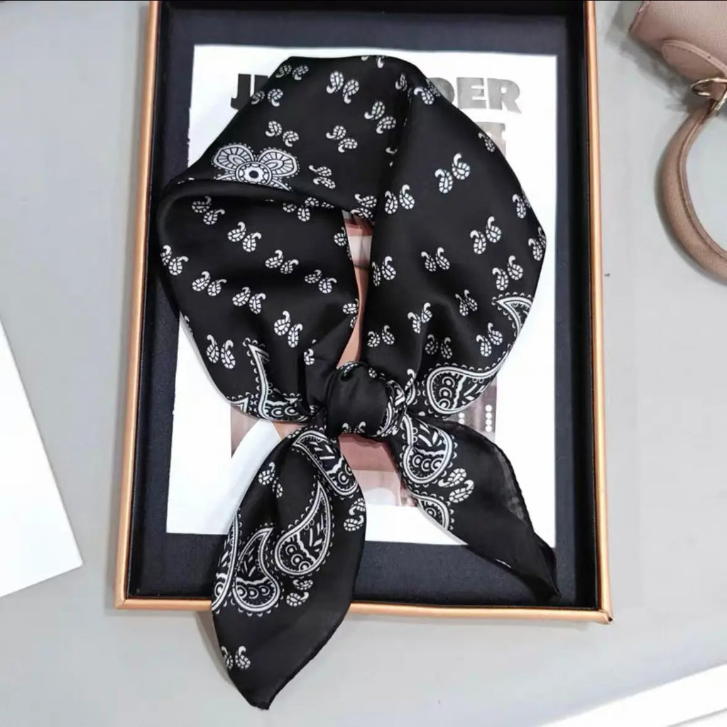 Foulard « Victoria » – Effet Soie