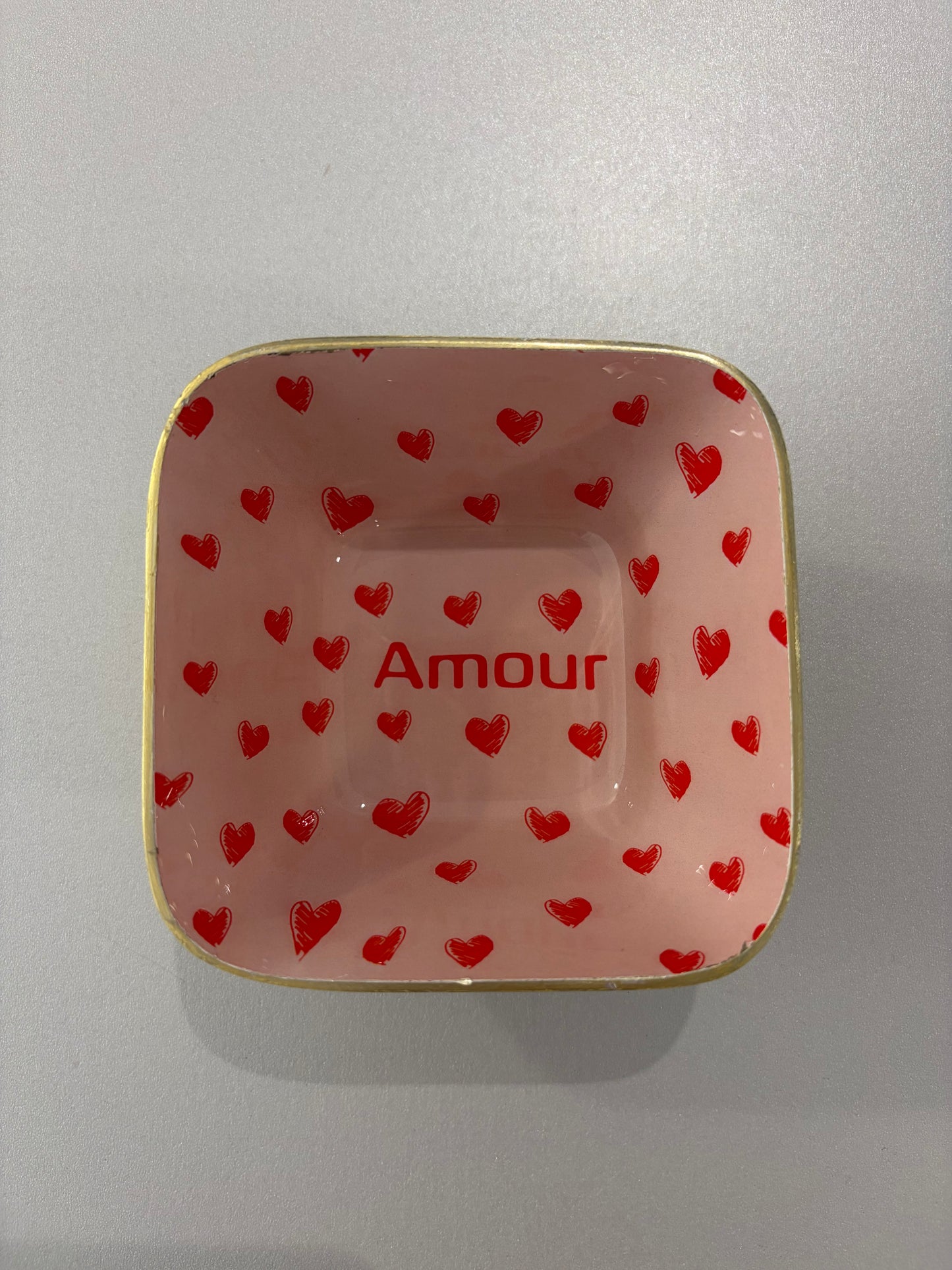 Vide poche « Amour »