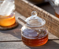 Pot à miel en verre avec cuillère en bois – 300 ml