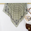Foulard « Jade » – Effet doux