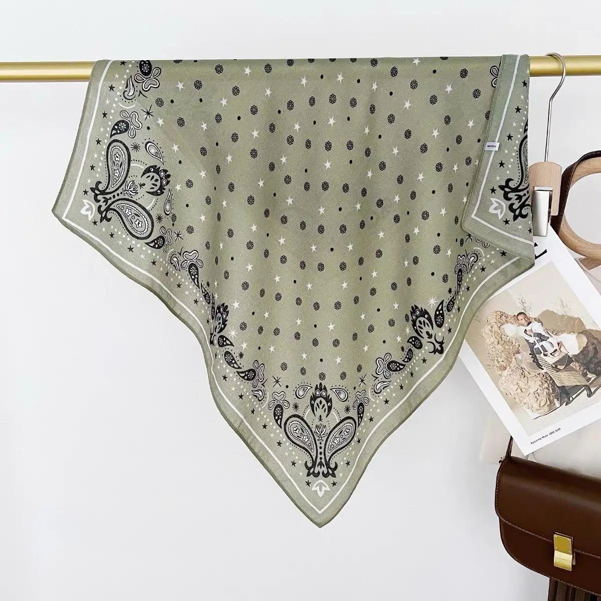 Foulard « Jade » – Effet doux