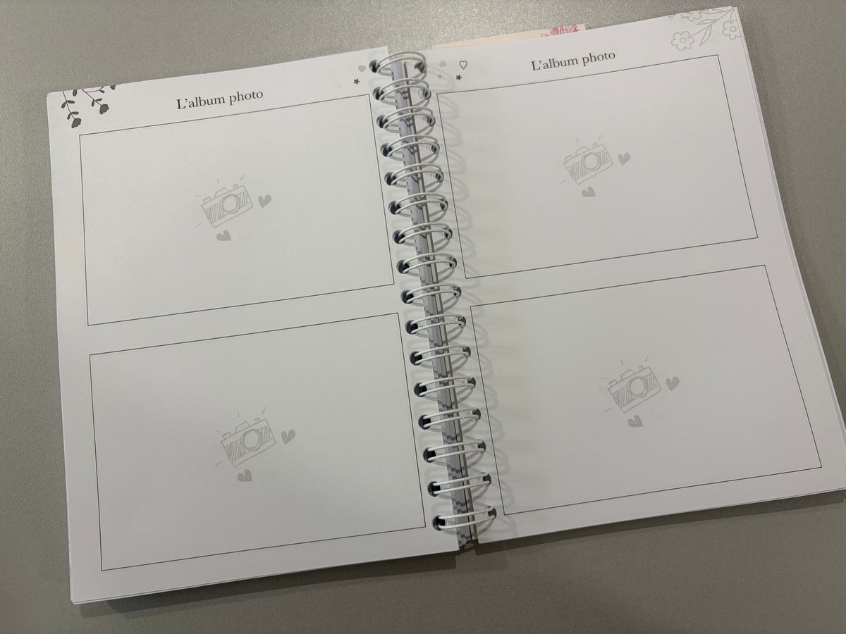 Carnet de grossesse et de naissance « Hello baby » - 2 variantes disponibles