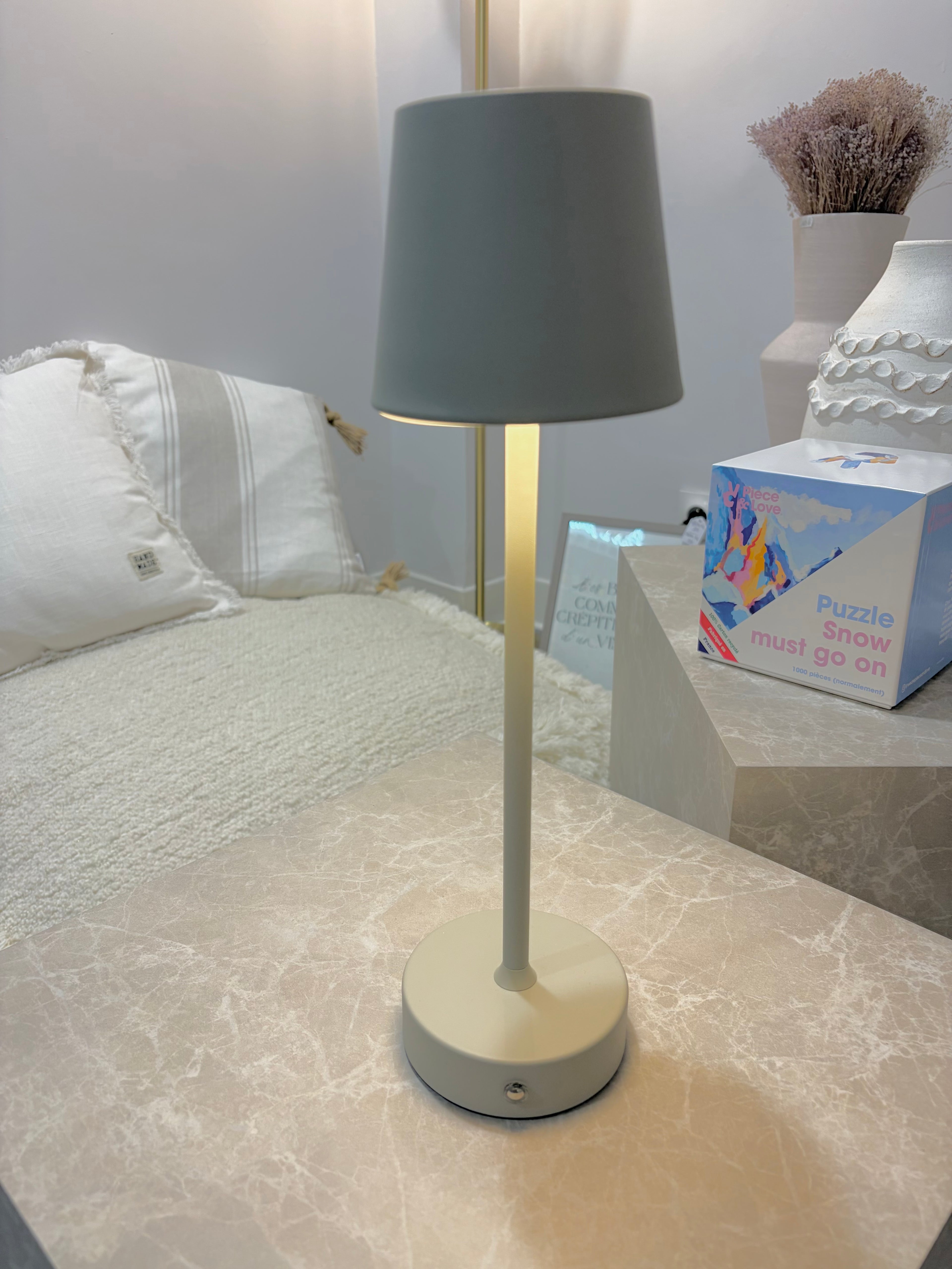 Lampe de table GOA - deux variantes disponibles