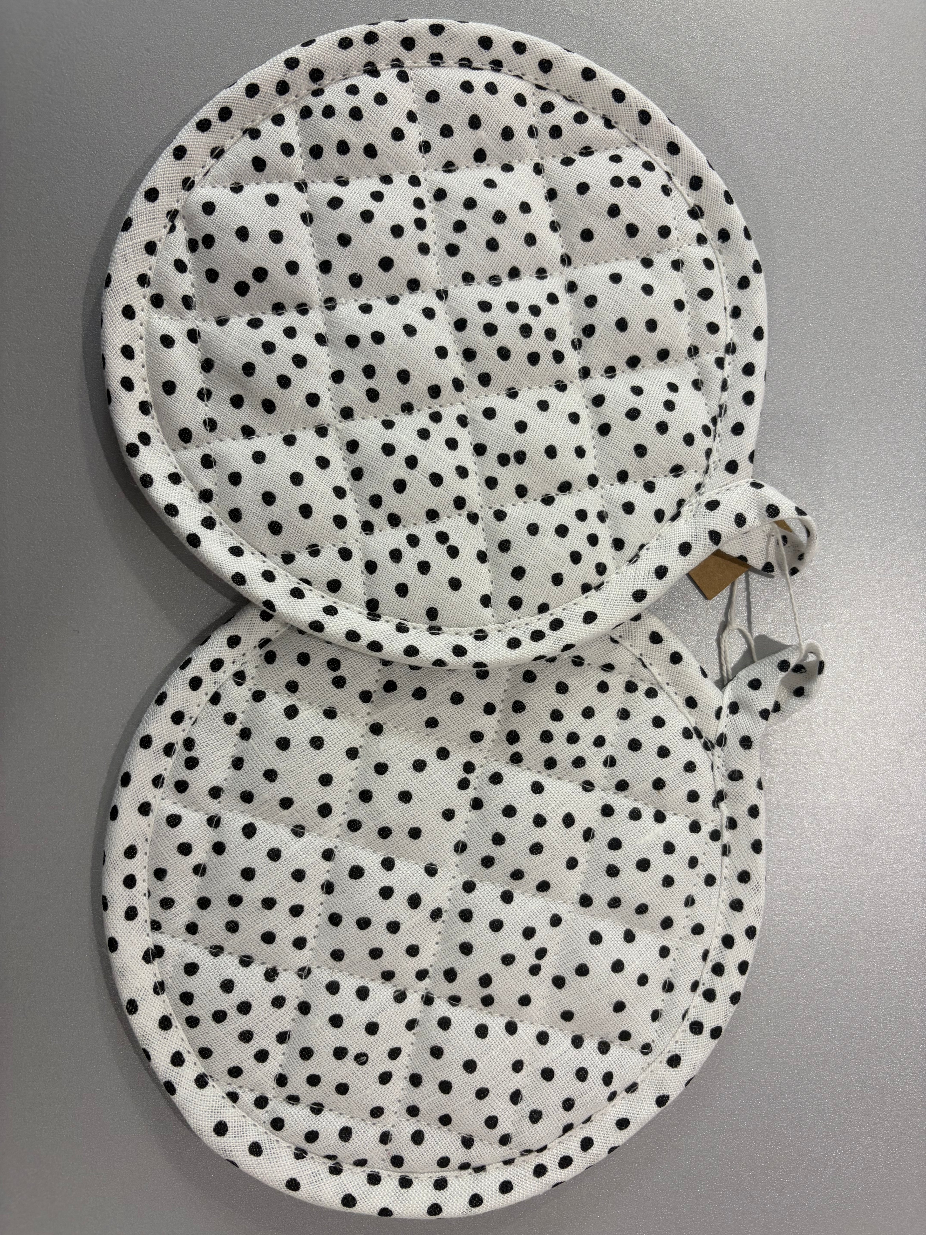 Ensemble de maniques à pois