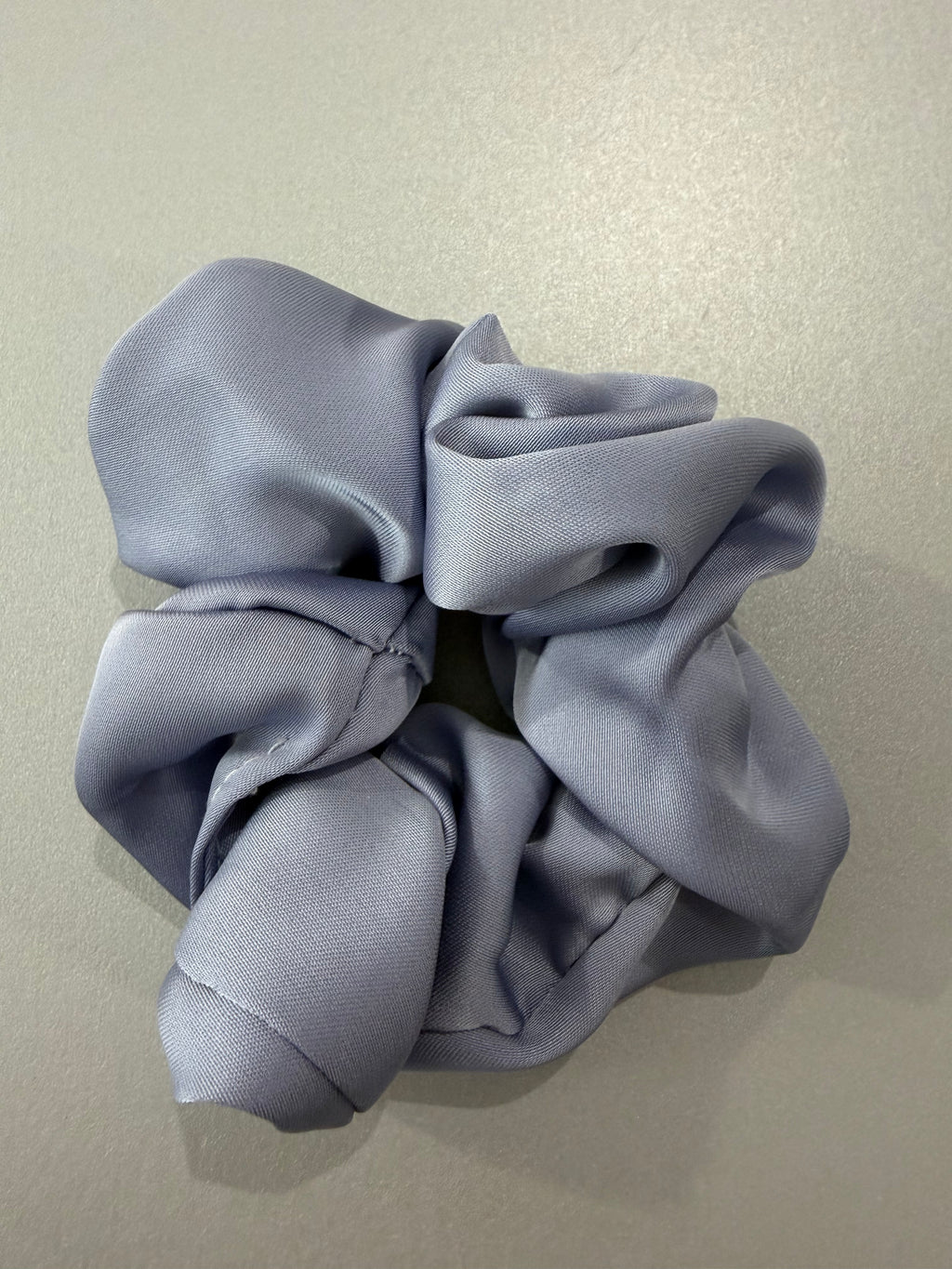 Chouchou en satin - différentes couleurs disponibles