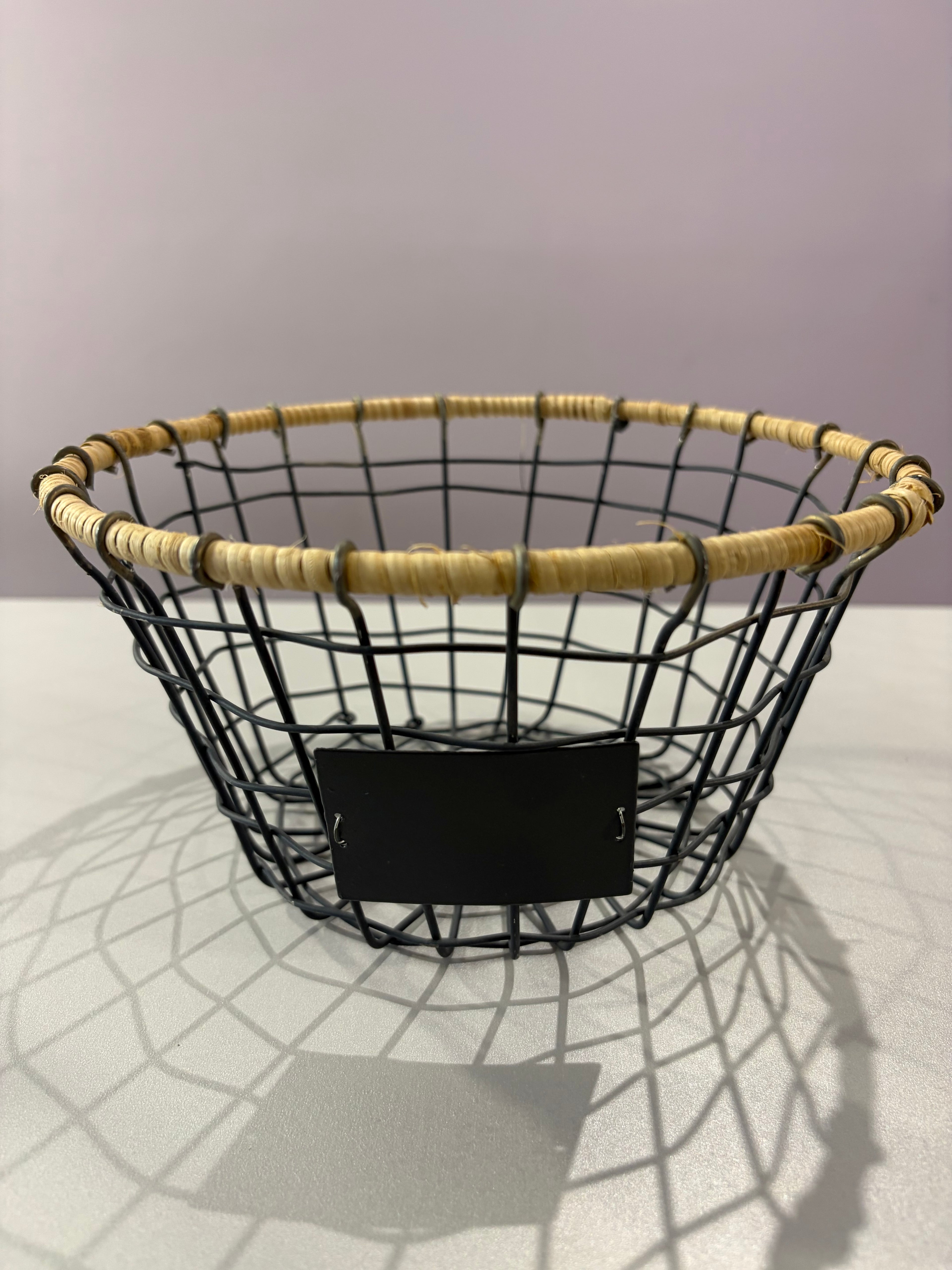 Panier en métal et fibre de bois - deux tailles disponibles