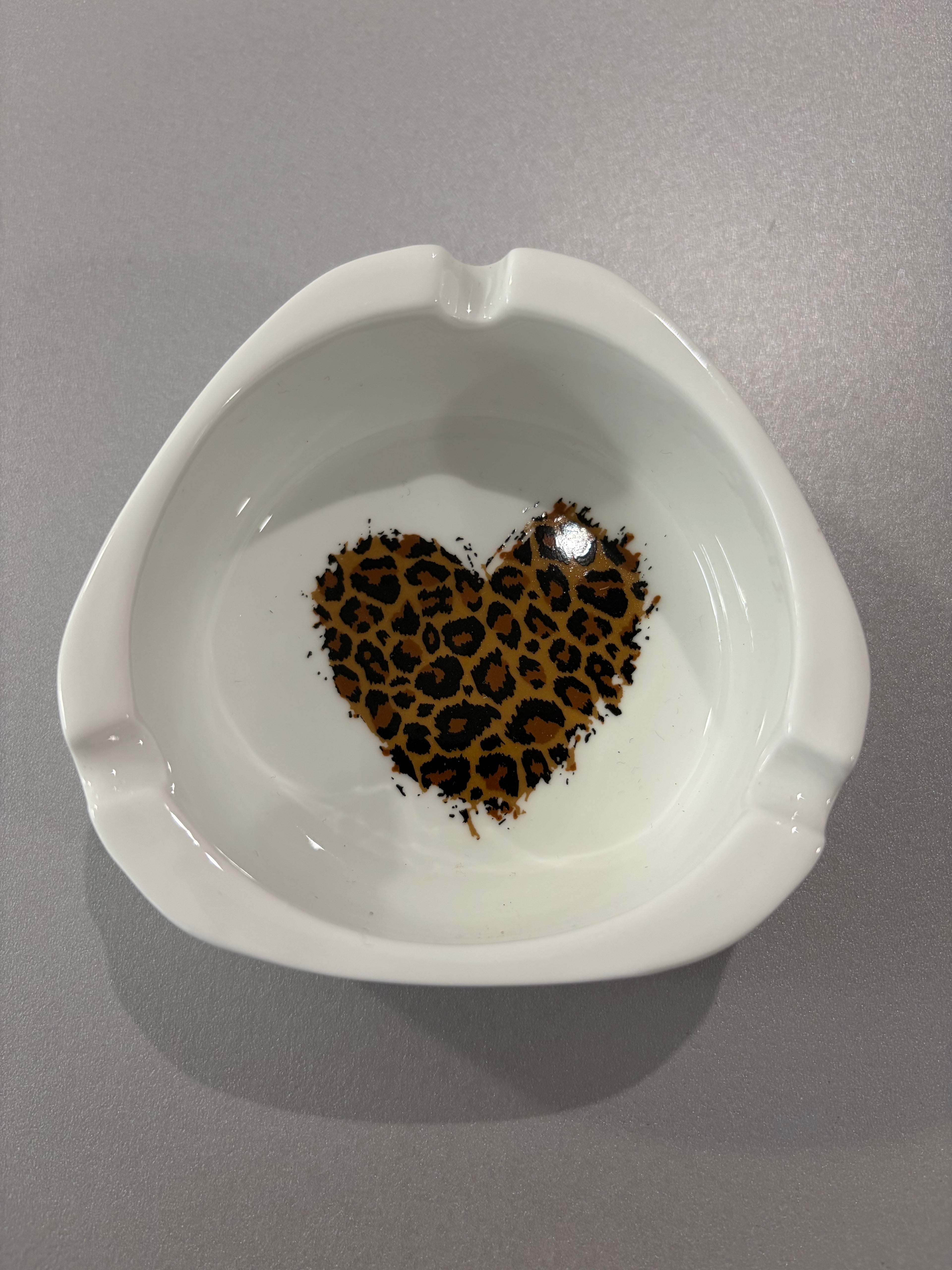 Cendrier « 🤎 » léopard