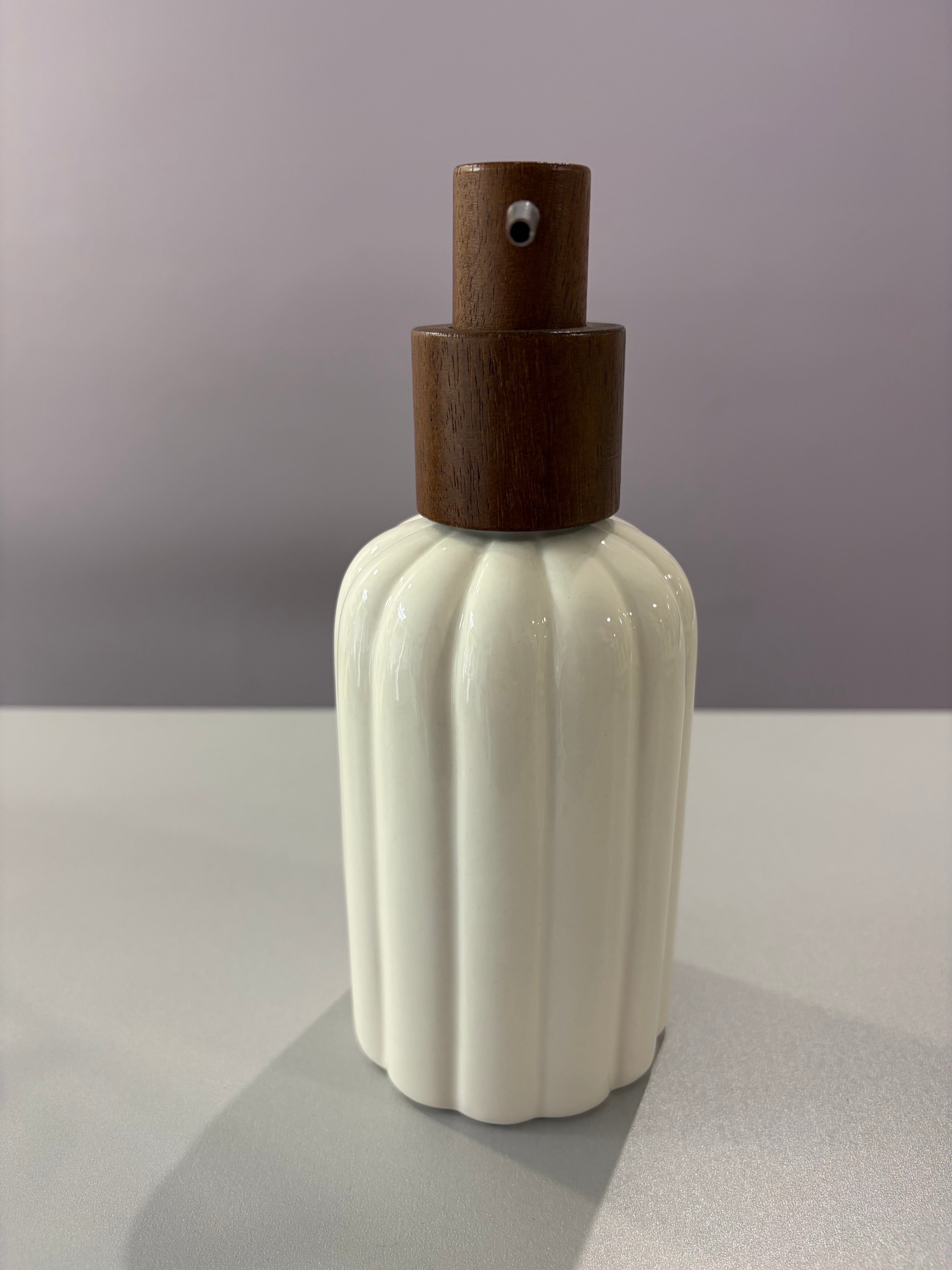 Distributeur à savon et pot à ustensiles « Oasis »