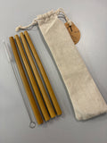 Ensemble de 4 pailles en bambou, d’un goupillon et d’un sachet de transport