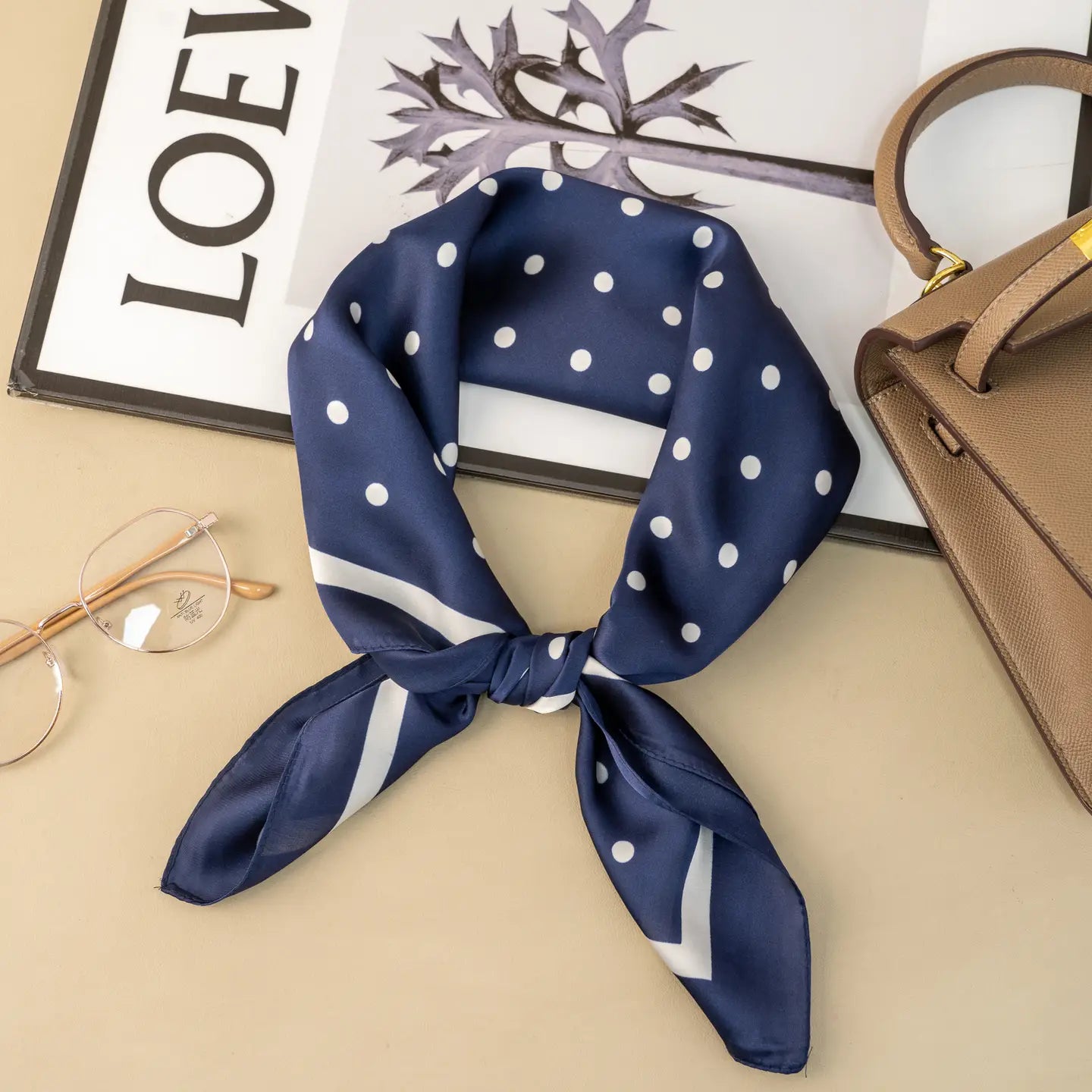 Foulard à pois - bleu
