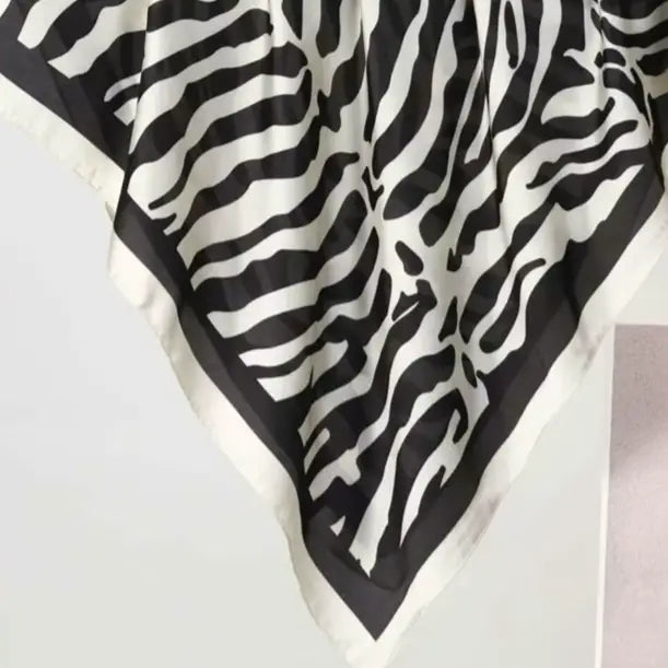 Foulard « Zèbre » - Effet soie
