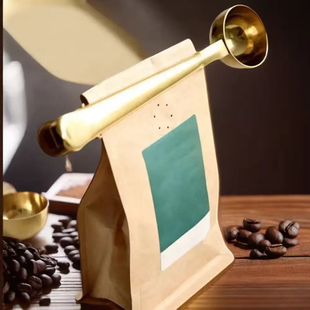 Pince à sachet avec cuillère doseuse