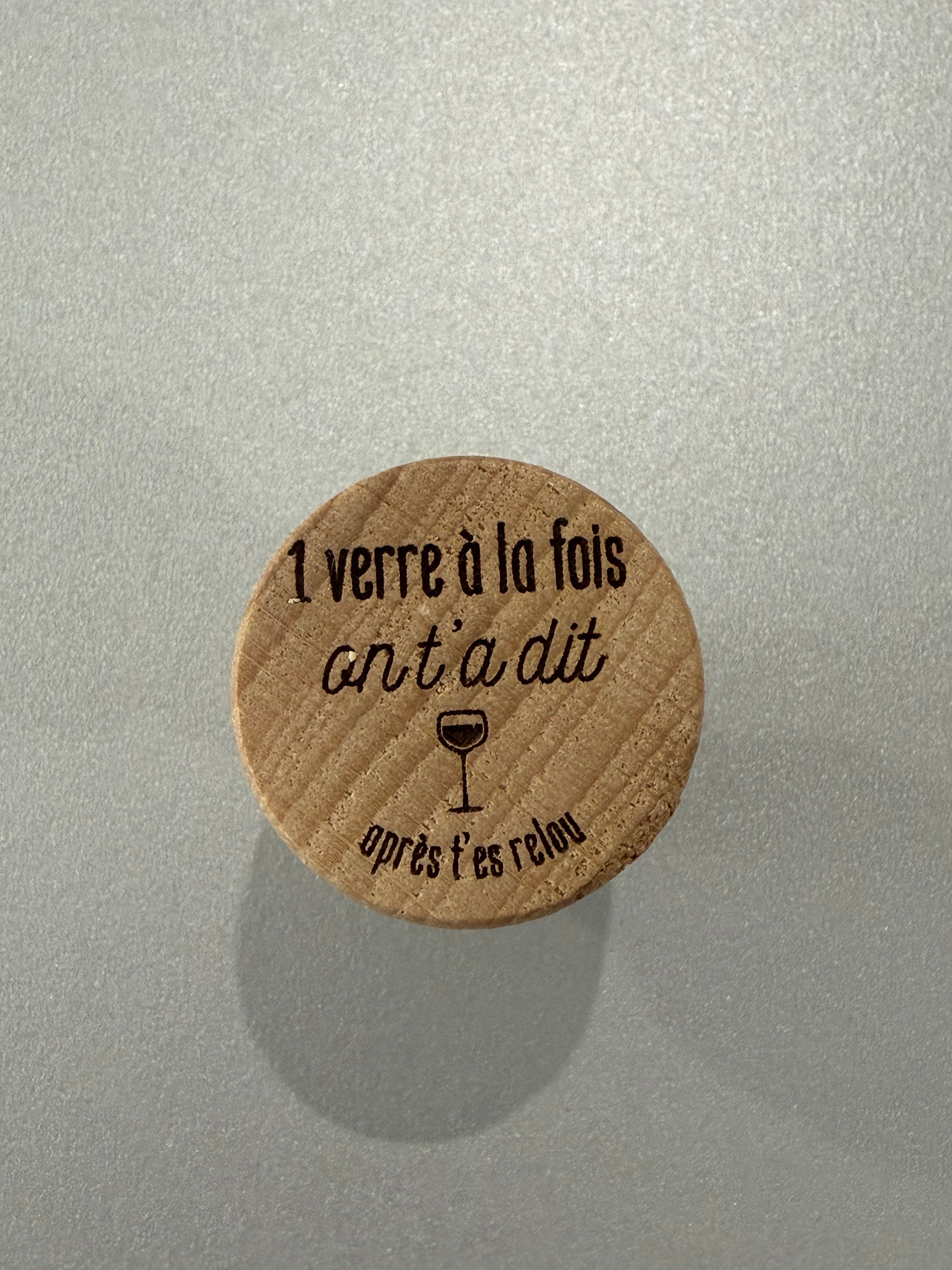 Bouchon à vin personnalisé ✨