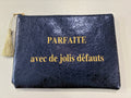 Pochette « Parfaite avec de jolis défauts »