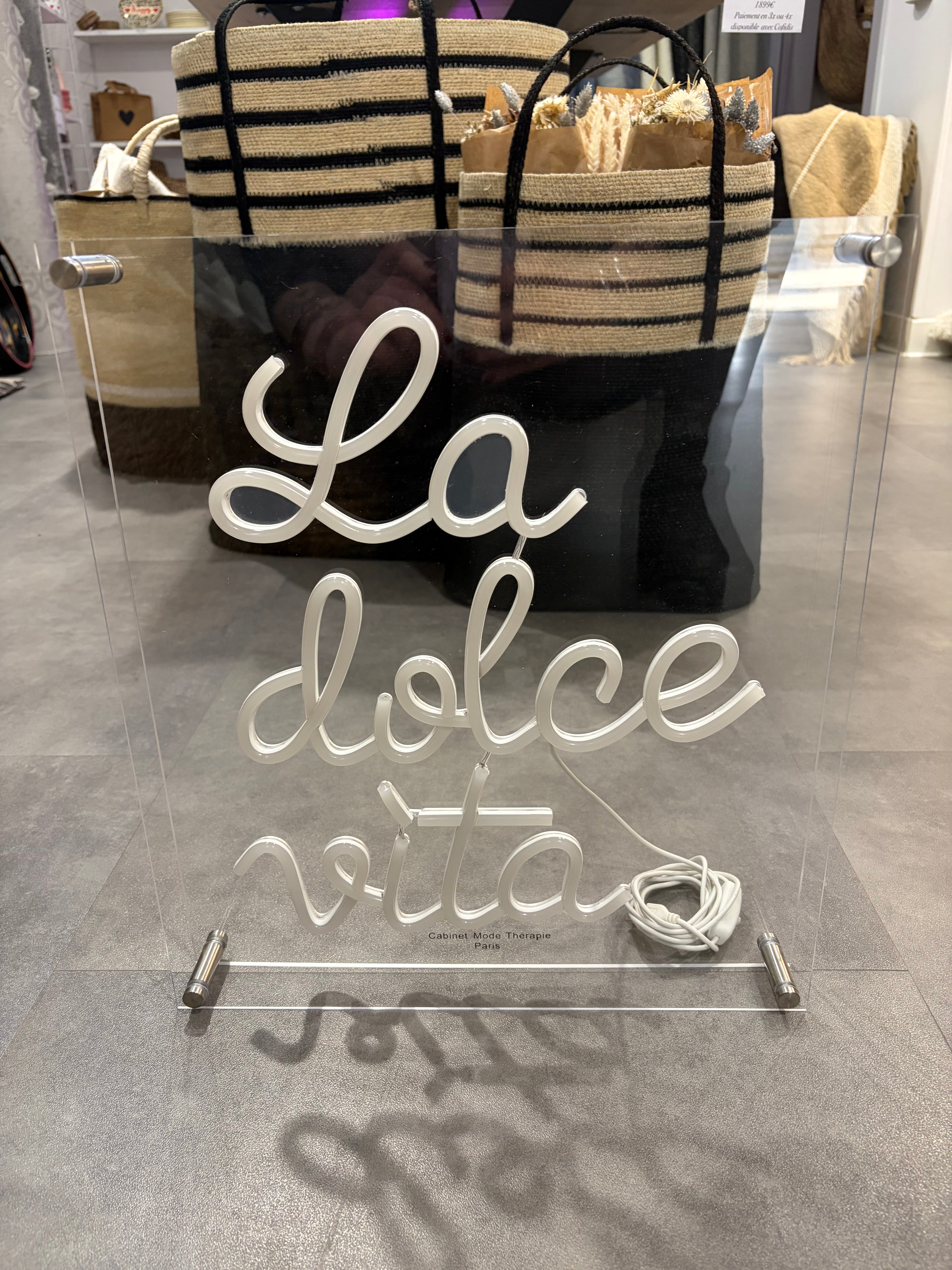 Enseigne lumineuse « La dolce vita »