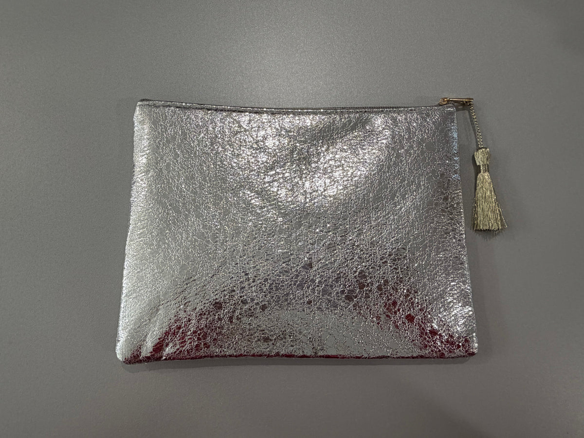 Pochette « Love » effet métallisé - Or ou Argent