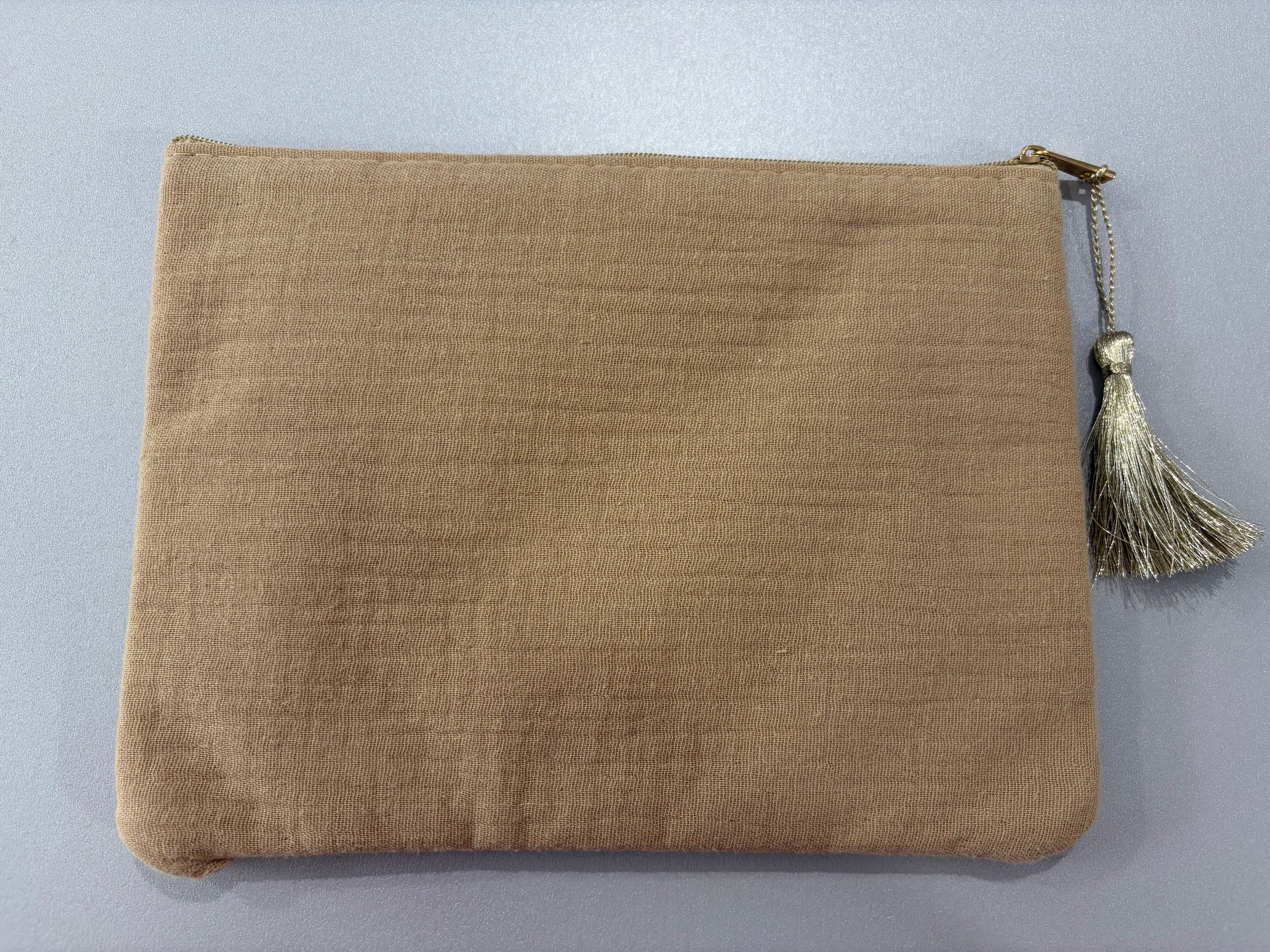 Pochette « Capricieuse mais si jolie »