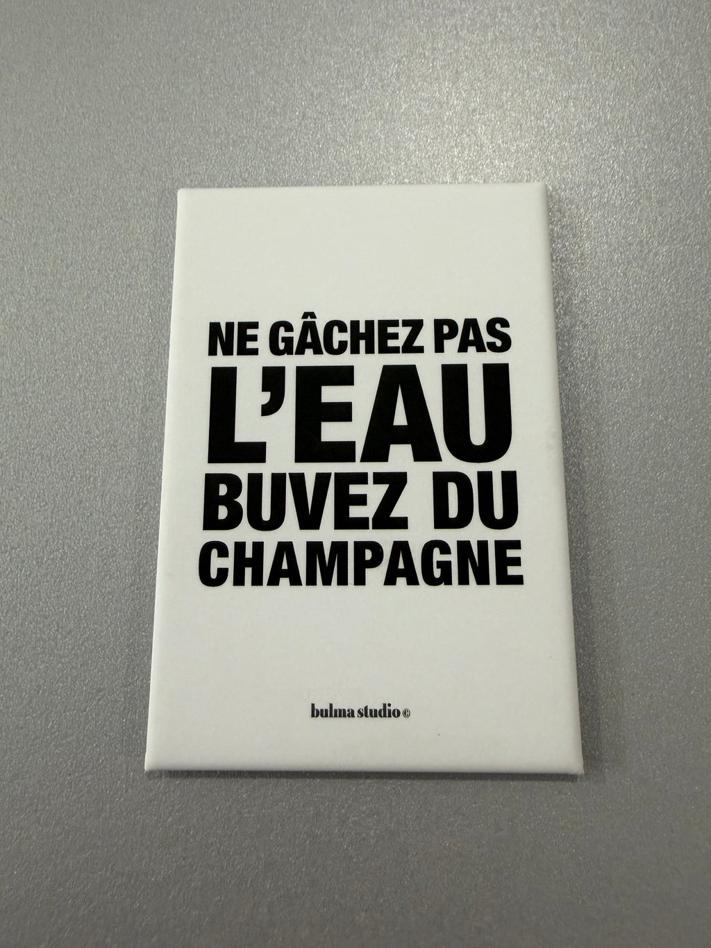 Magnet à messages