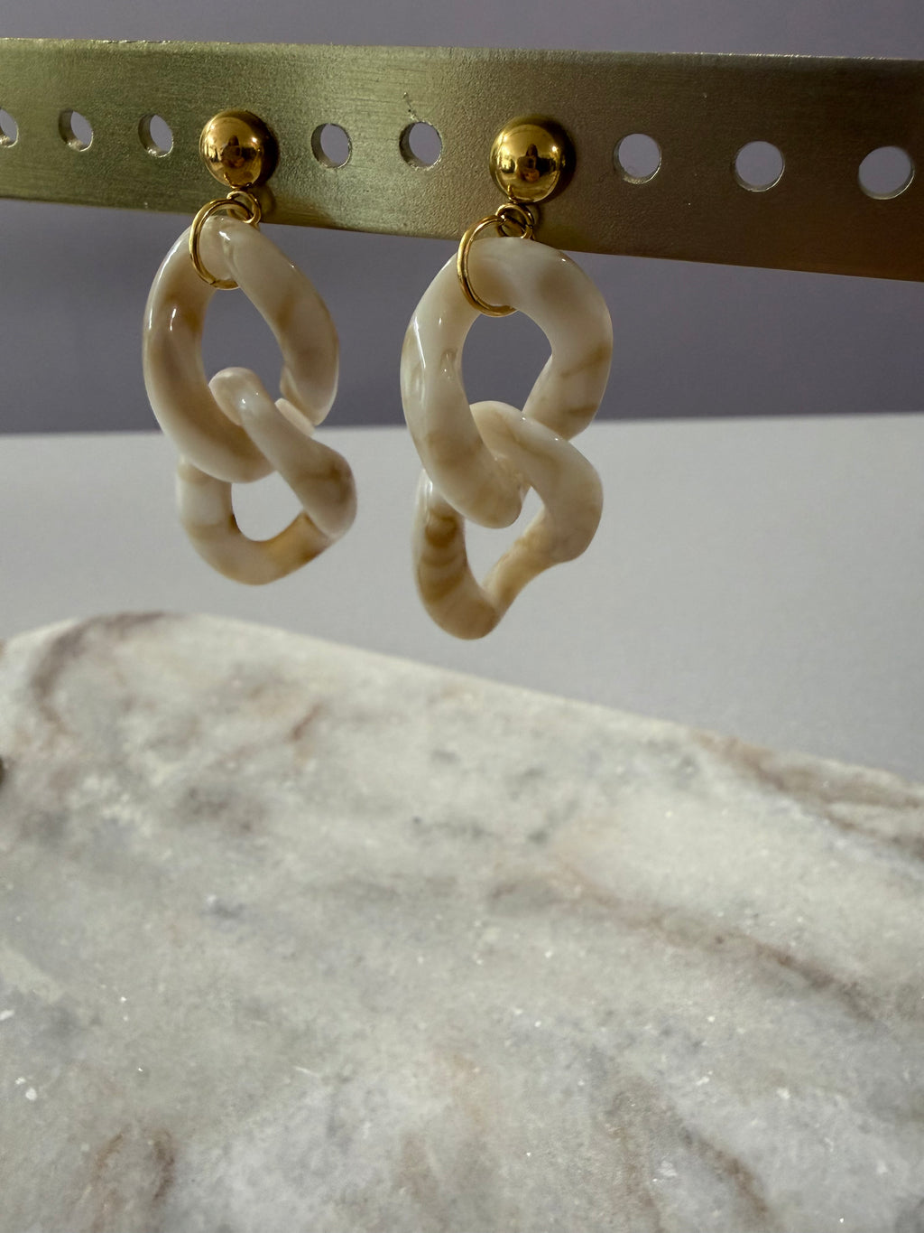 Boucles d’oreilles à maillons « Vintage » - blanc marbré