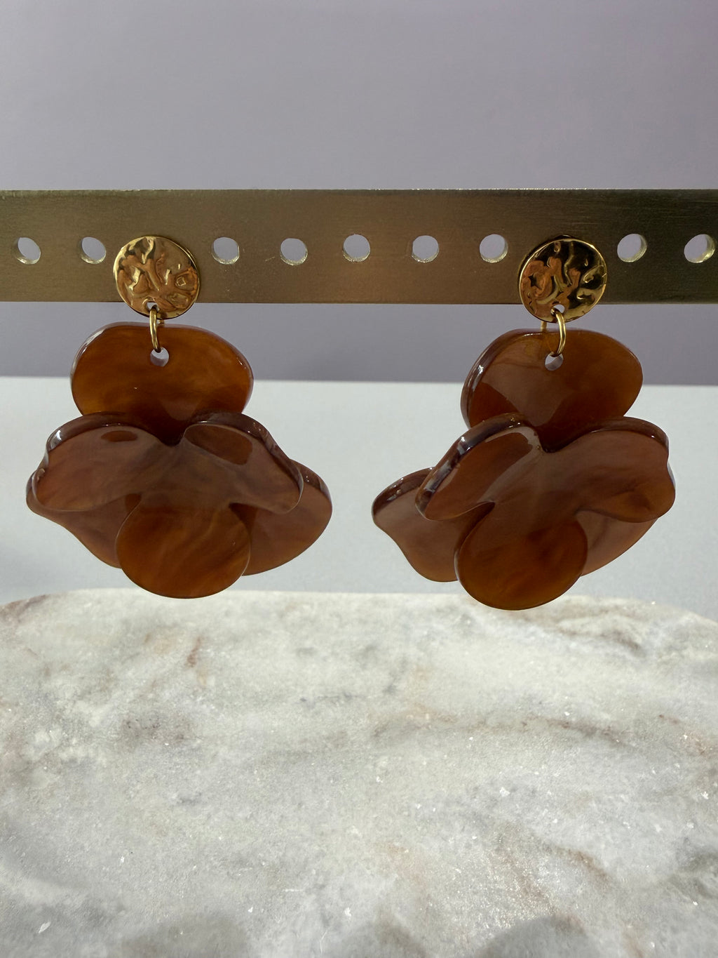 Boucles d’oreilles « Camélia » - marron