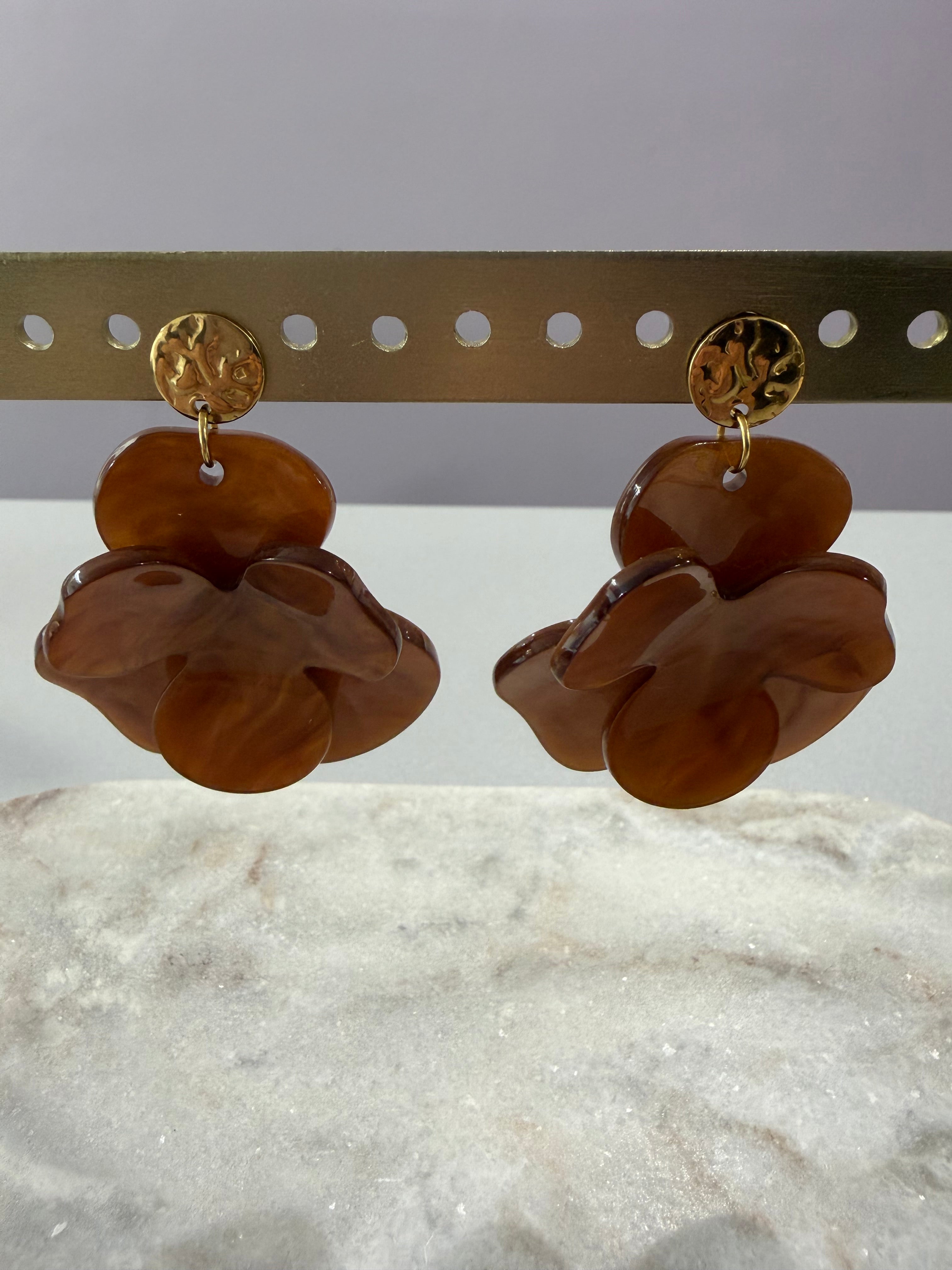 Boucles d’oreilles « Camélia » - marron