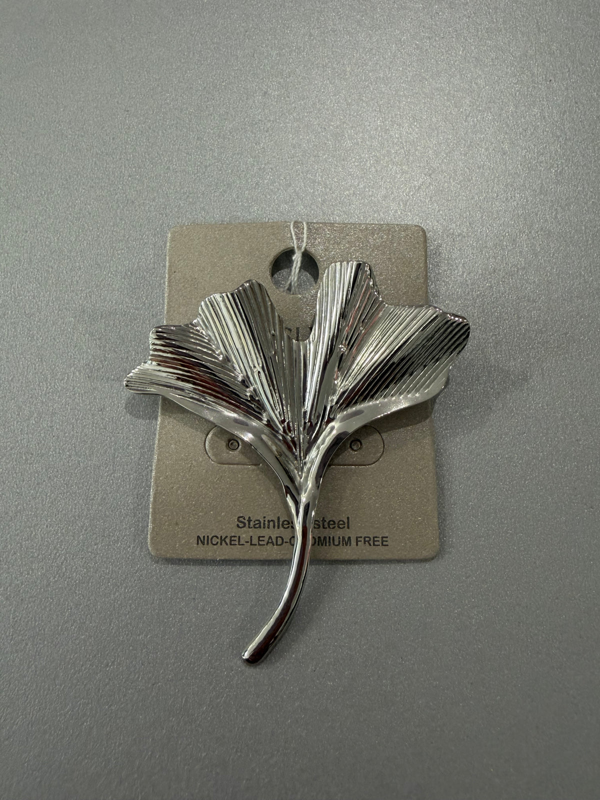 Broche ginko « Saki » - argentée