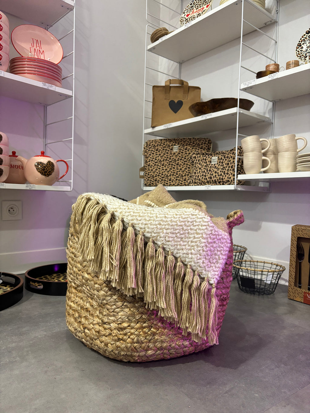 Grand panier en jute - à poser ou à suspendre